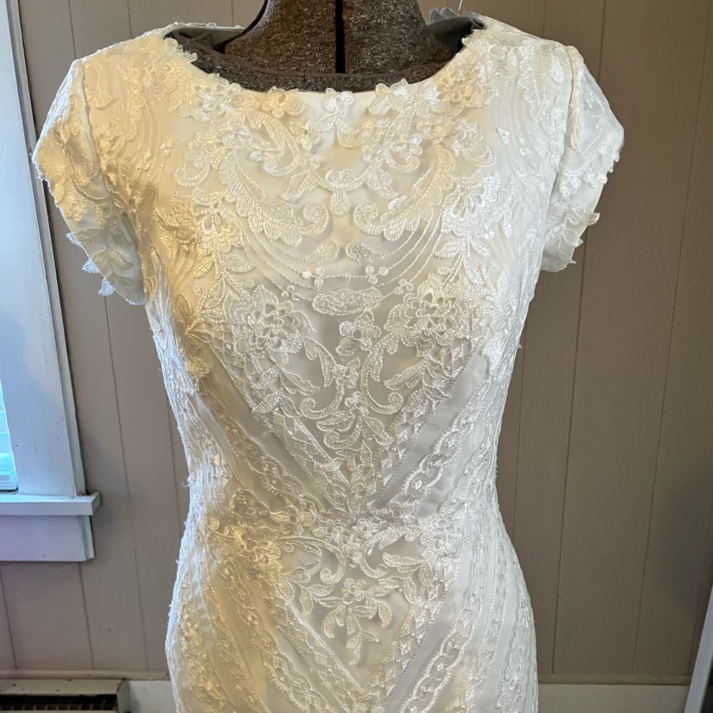 Wedding dress
